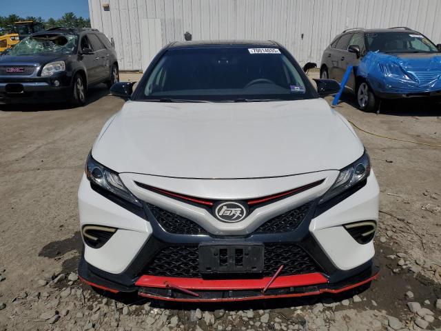 4T1B61HK0KU298236 - 2019 TOYOTA CAMRY XSE თეთრი ფოტო 5