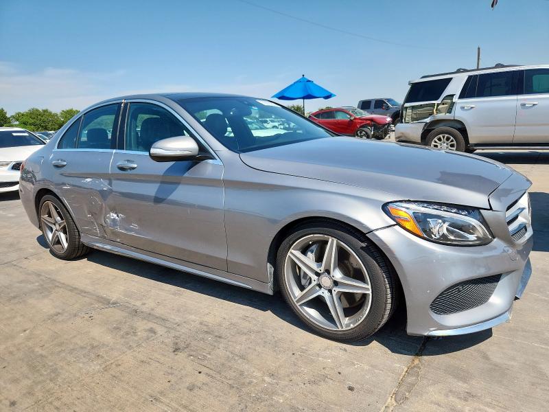 55SWF4KB0FU088068 - 2015 MERCEDES-BENZ C 300 4MATIC SILVER photo 4