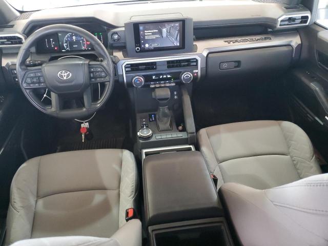 3TMLB5JN6RM069820 - 2024 TOYOTA TACOMA DOUBLE CAB თეთრი ფოტო 8