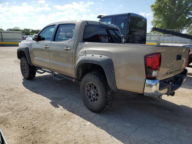 3TMCZ5AN3JM140908 - 2018 TOYOTA TACOMA DOUBLE CAB Qəhvəyi foto 2