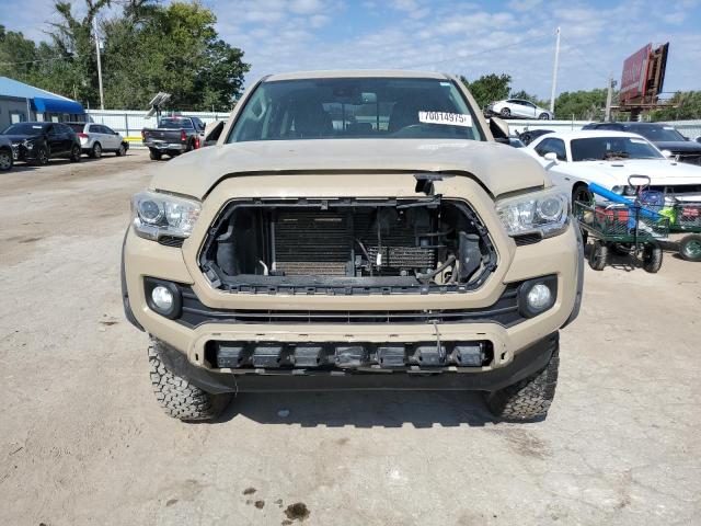 3TMCZ5AN3JM140908 - 2018 TOYOTA TACOMA DOUBLE CAB Qəhvəyi foto 5