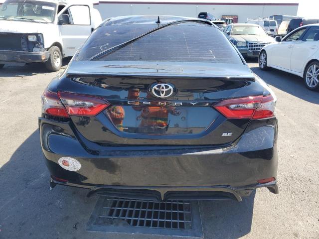 4T1T11AKXPU782113 - 2023 TOYOTA CAMRY SE NIGHT SHADE BLACK photo 6