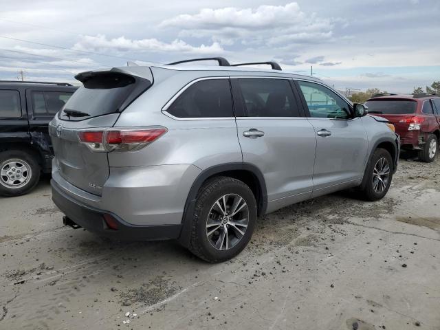 5TDJKRFH8GS502617 - 2016 TOYOTA HIGHLANDER XLE GRAY photo 3