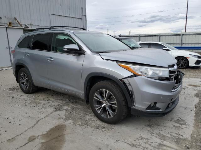 5TDJKRFH8GS502617 - 2016 TOYOTA HIGHLANDER XLE GRAY photo 4