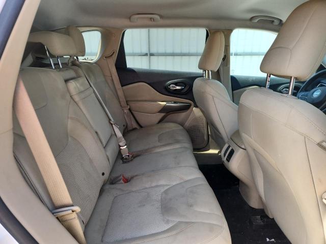 1C4PJLCB3KD203907 - 2019 JEEP CHEROKEE LATITUDE WHITE photo 11