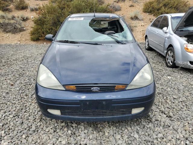 3FAFP31393R110748 - 2003 FORD FOCUS ZX3 BLUE photo 5