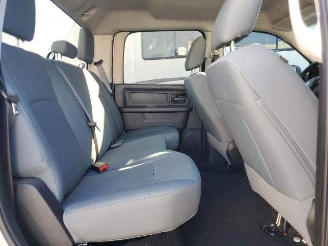 3C6UR5HL4JG326763 - 2018 RAM 2500 ST SILVER photo 10