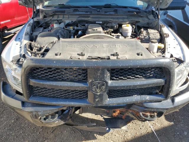 3C6UR5HL4JG326763 - 2018 RAM 2500 ST SILVER photo 11