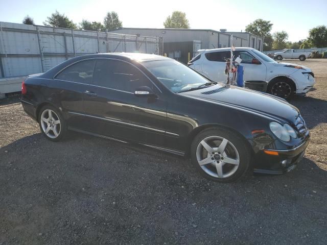 WDBTJ56HX9F261469 - 2009 MERCEDES-BENZ CLK 350 BLACK photo 4