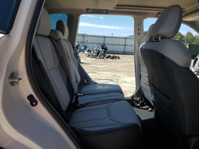 JF2SKAJC8MH465393 - 2021 SUBARU FORESTER PREMIUM WHITE photo 11