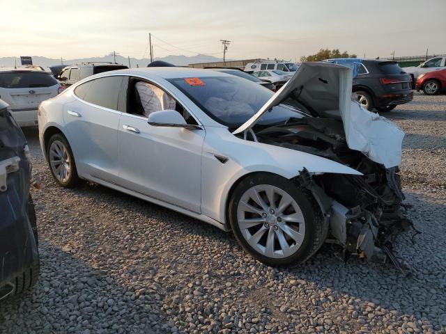 5YJSA1E26GF159364 - 2016 TESLA MODEL S Սպիտակ լուսանկար 8