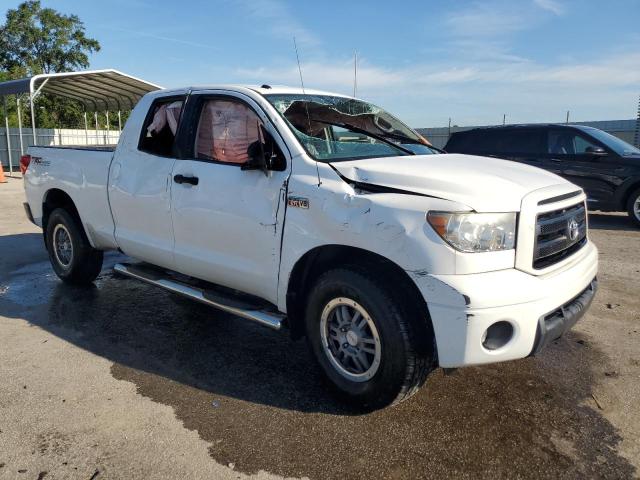 5TFUY5F15CX232693 - 2012 TOYOTA TUNDRA DOUBLE CAB SR5 WHITE photo 4