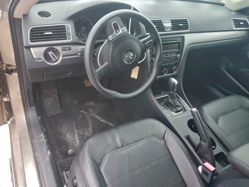 1VWAT7A3XFC076679 - 2015 VOLKSWAGEN PASSAT S 棕色 照片 8