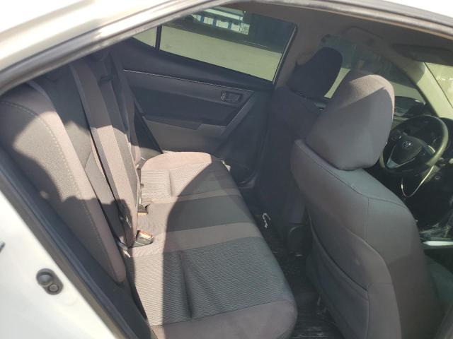 2T1BURHE2JC982252 - 2018 TOYOTA COROLLA L თეთრი ფოტო 10