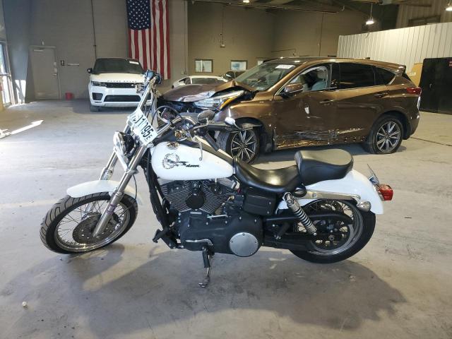 1HD1GX4138K339796 - 2008 HARLEY-DAVIDSON FXDBI WHITE photo 3