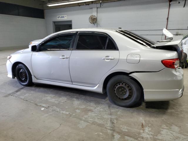 2T1BU4EEXBC706846 - 2011 TOYOTA COROLLA BASE 银色 照片 2