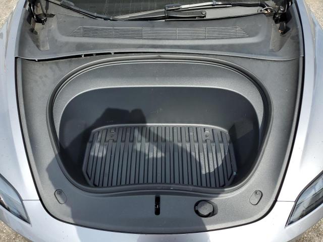 5YJ3E1EA4SF884146 - 2025 TESLA MODEL 3 灰色 照片 11