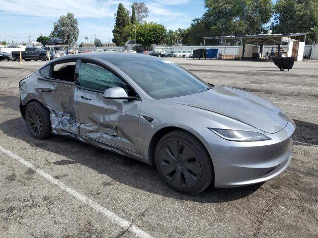 5YJ3E1EA4SF884146 - 2025 TESLA MODEL 3 灰色 照片 4