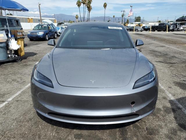 5YJ3E1EA4SF884146 - 2025 TESLA MODEL 3 灰色 照片 5