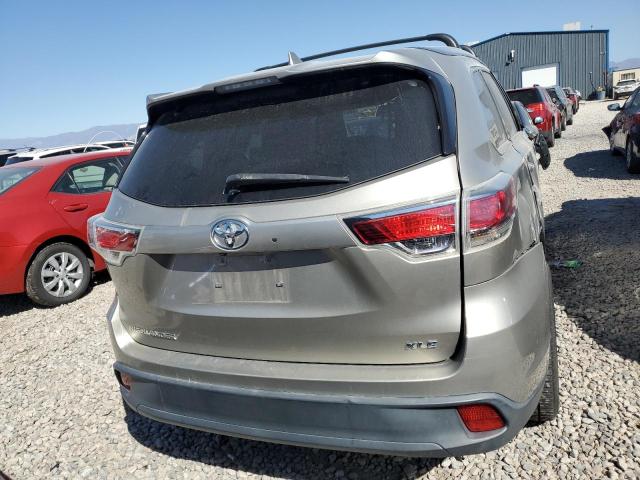 5TDKKRFHXFS040905 - 2015 TOYOTA HIGHLANDER XLE Gümüş foto 6