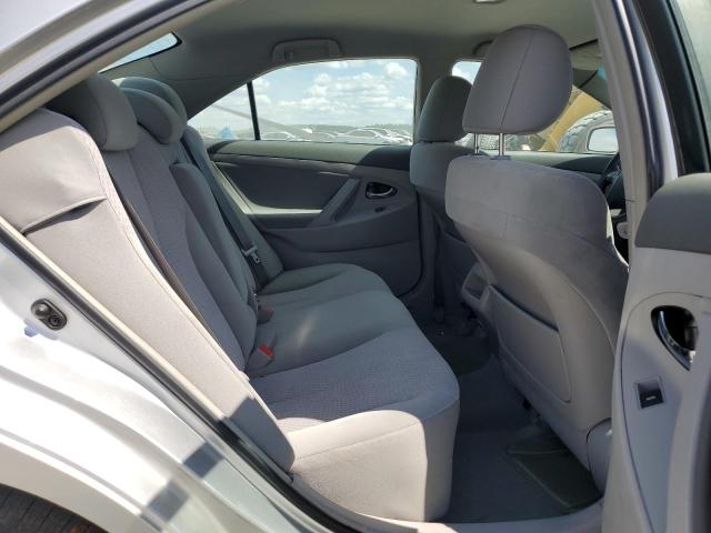 4T1BF3EK9BU728149 - 2011 TOYOTA CAMRY BASE ვერცხლისფერი ფოტო 10