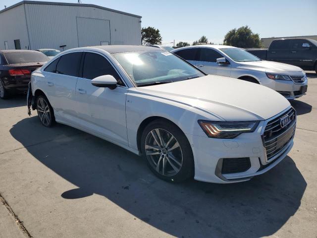 WAUM2BF26NN054085 - 2022 AUDI A6 PRESTIGE Biały zdjęcie 4