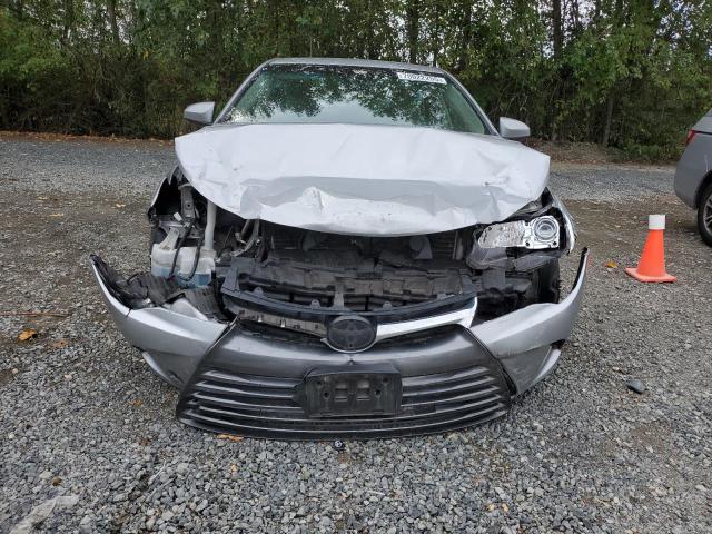 4T1BF1FK4HU800841 - 2017 TOYOTA CAMRY LE SILVER photo 5