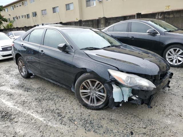 4T1BF1FK0HU715673 - 2017 TOYOTA CAMRY LE BLACK photo 4