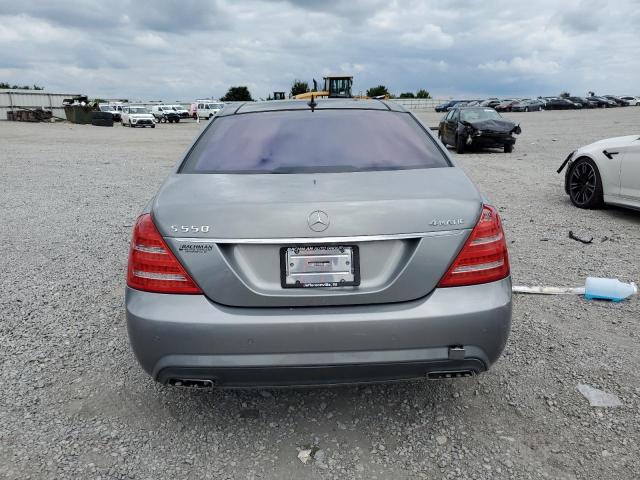WDDNG9EB3CA465327 - 2012 MERCEDES-BENZ S 550 4MATIC GRAY photo 6