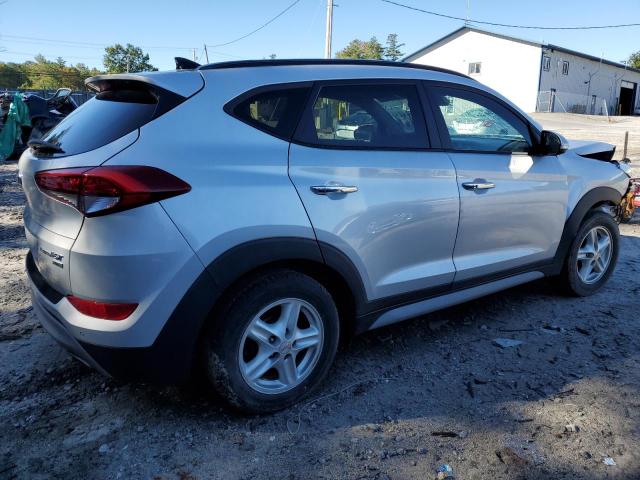 KM8J3CA28JU818157 - 2018 HYUNDAI TUCSON VALUE SILVER photo 3