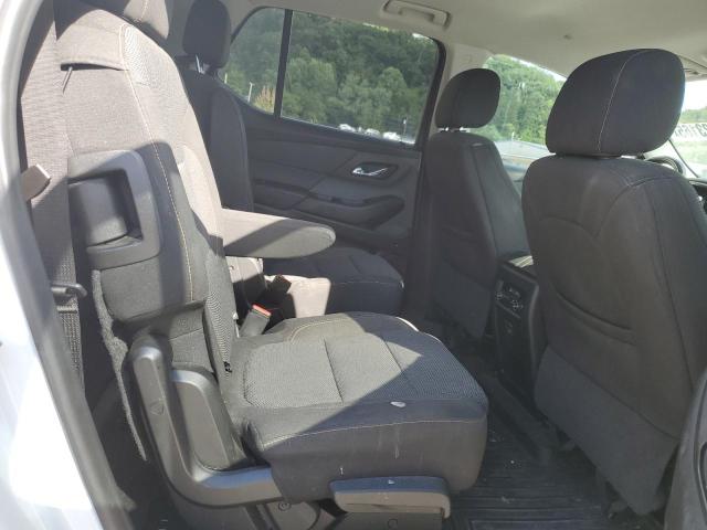 1GNEVGKW4KJ210719 - 2019 CHEVROLET TRAVERSE LT WHITE photo 11