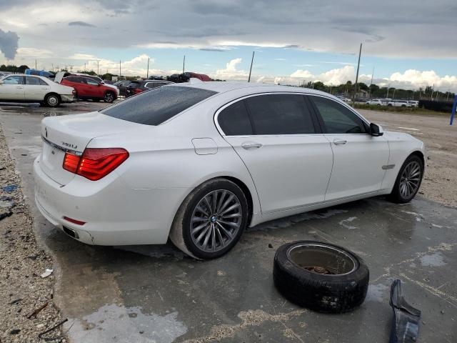 WBAKB4C5XCC575854 - 2012 BMW 740 LI WHITE photo 3