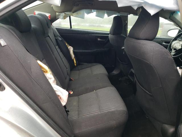 4T1BF1FK3GU501114 - 2016 TOYOTA CAMRY LE SILVER photo 10