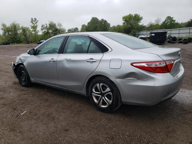 4T1BF1FK3GU501114 - 2016 TOYOTA CAMRY LE SILVER photo 2