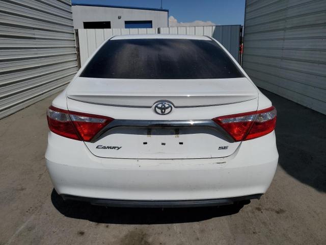 4T1BF1FKXHU642814 - 2017 TOYOTA CAMRY LE WHITE photo 6