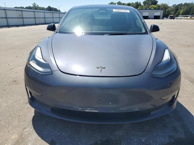 5YJ3E1EA1PF656838 - 2023 TESLA MODEL 3 Серый фото 5