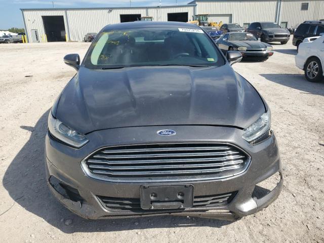 3FA6P0HD3GR226238 - 2016 FORD FUSION SE GRAY photo 5