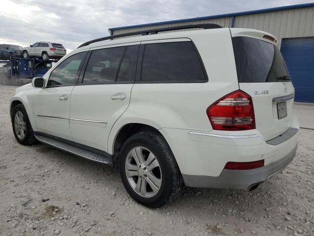 4JGBF71E18A396841 - 2008 MERCEDES-BENZ GL 450 4MA WHITE photo 2