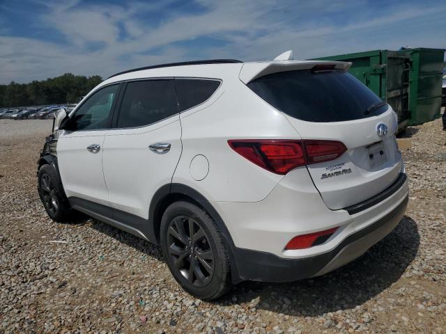 5NMZW4LAXJH066560 - 2018 HYUNDAI SANTA FE S WHITE photo 2