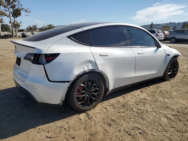 7SAYGDEF8PF815693 - 2023 TESLA MODEL Y 白色 照片 3