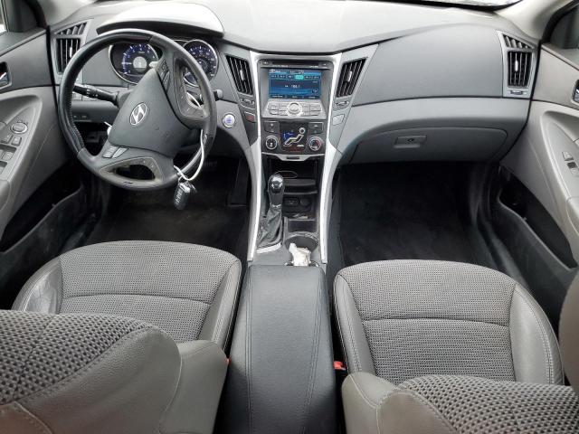 5NPEC4AC2BH145639 - 2011 HYUNDAI SONATA SE 银色 照片 8