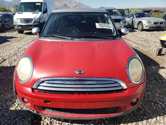 WMWML3C55ATX36981 - 2010 MINI COOPER CLUBMAN RED photo 5