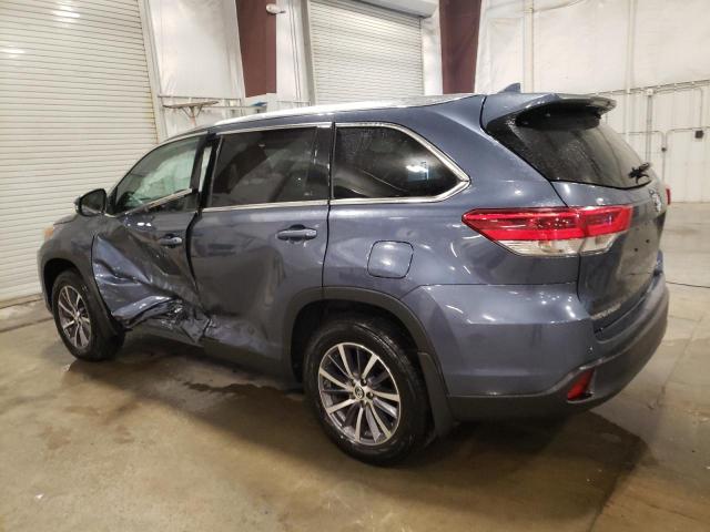 5TDJZRFH8KS991976 - 2019 TOYOTA HIGHLANDER SE Blau Foto 2