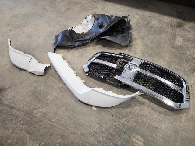 1C6RR7SM2KS699300 - 2019 RAM 1500 CLASS TRADESMAN Biały zdjęcie 12