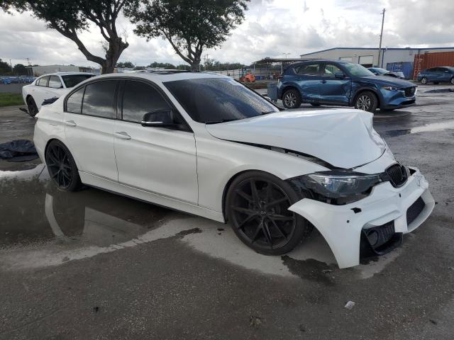 WBA8B9G54JNU99020 - 2018 BMW 330 I WHITE photo 4