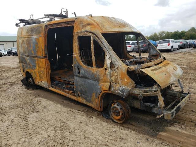 3C6LRVDG2NE135445 - 2022 RAM PROMASTER 2500 HIGH Verbrannt Foto 4