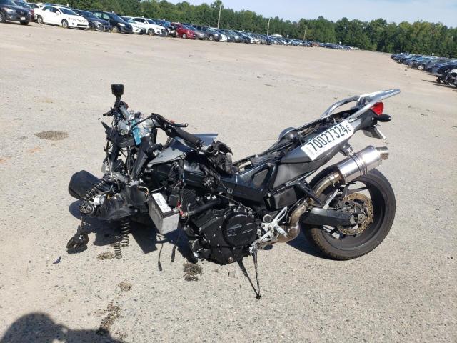 WB1022707BZS50147 - 2011 BMW F800 R BLACK photo 3