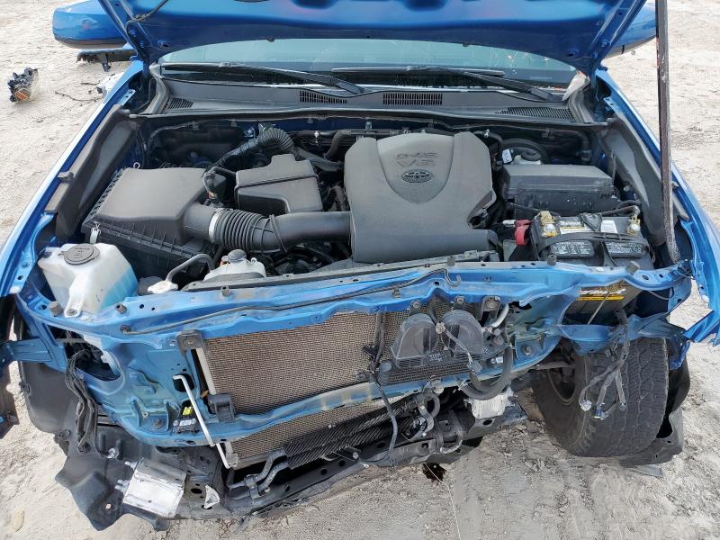 5TFAZ5CN9JX066764 - 2018 TOYOTA TACOMA DOUBLE CAB Bleu photo 11