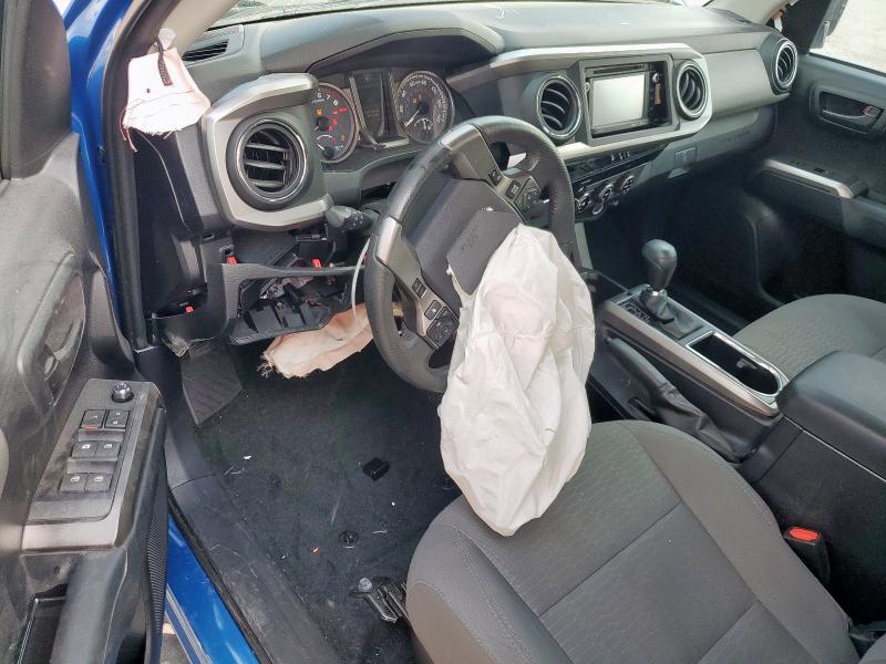 5TFAZ5CN9JX066764 - 2018 TOYOTA TACOMA DOUBLE CAB Bleu photo 8