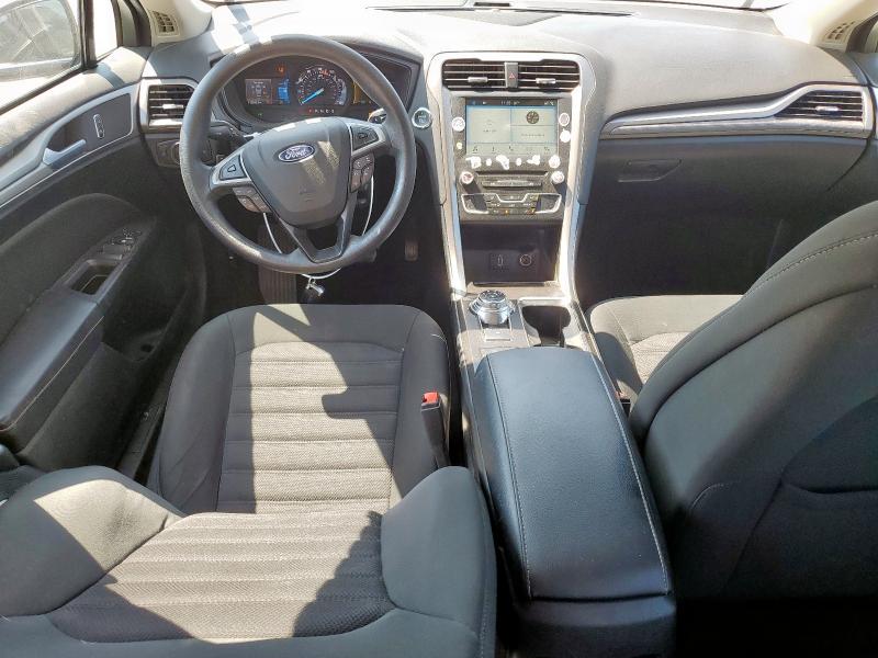 3FA6P0HD4JR280882 - 2018 FORD FUSION SE Ağ foto 8